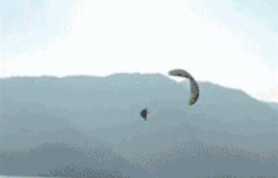 轻松趣图：不可思议，竟然平稳着陆了